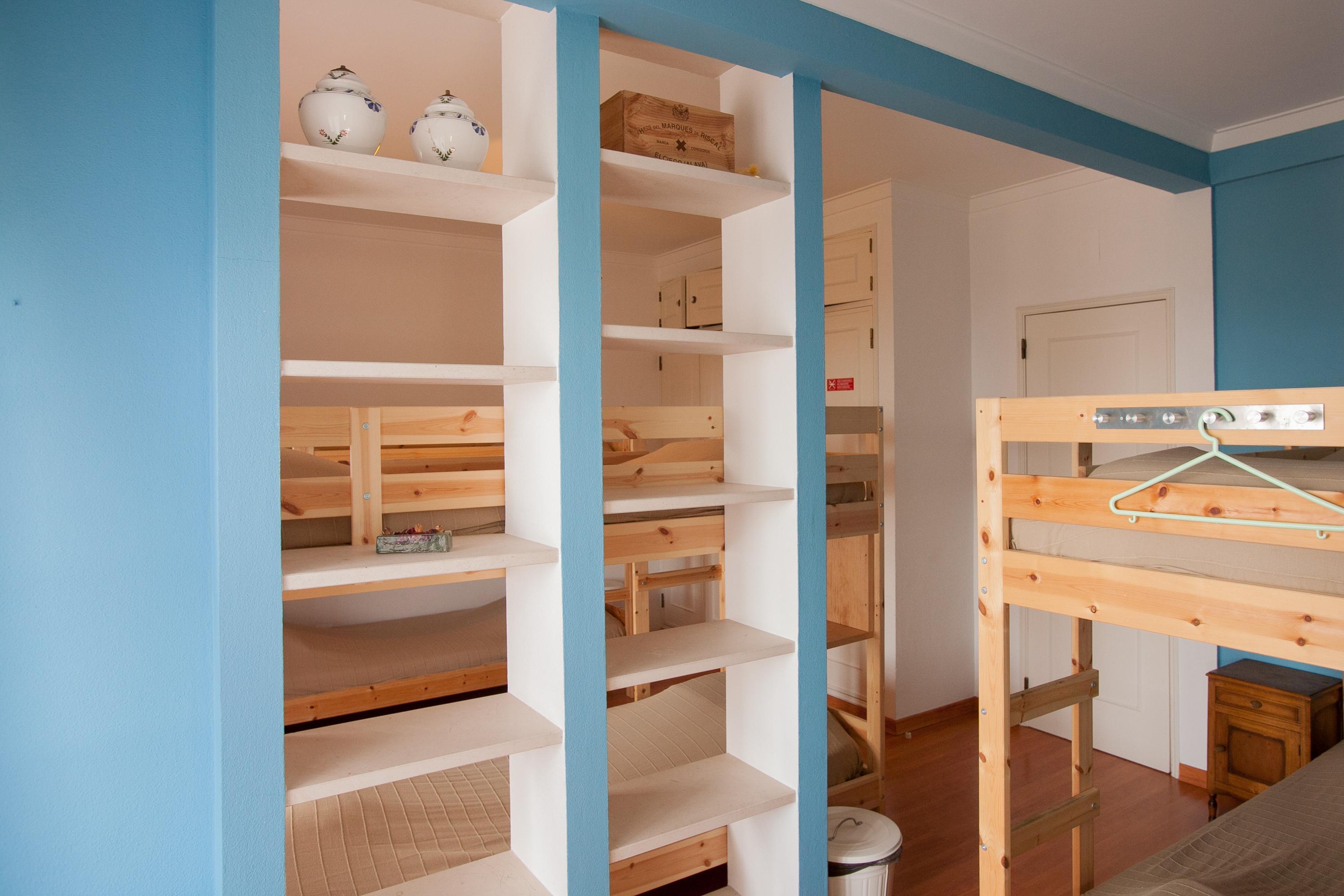 Ericeira Chill Hill Hostel & Private Rooms - Peach Garden מראה חיצוני תמונה