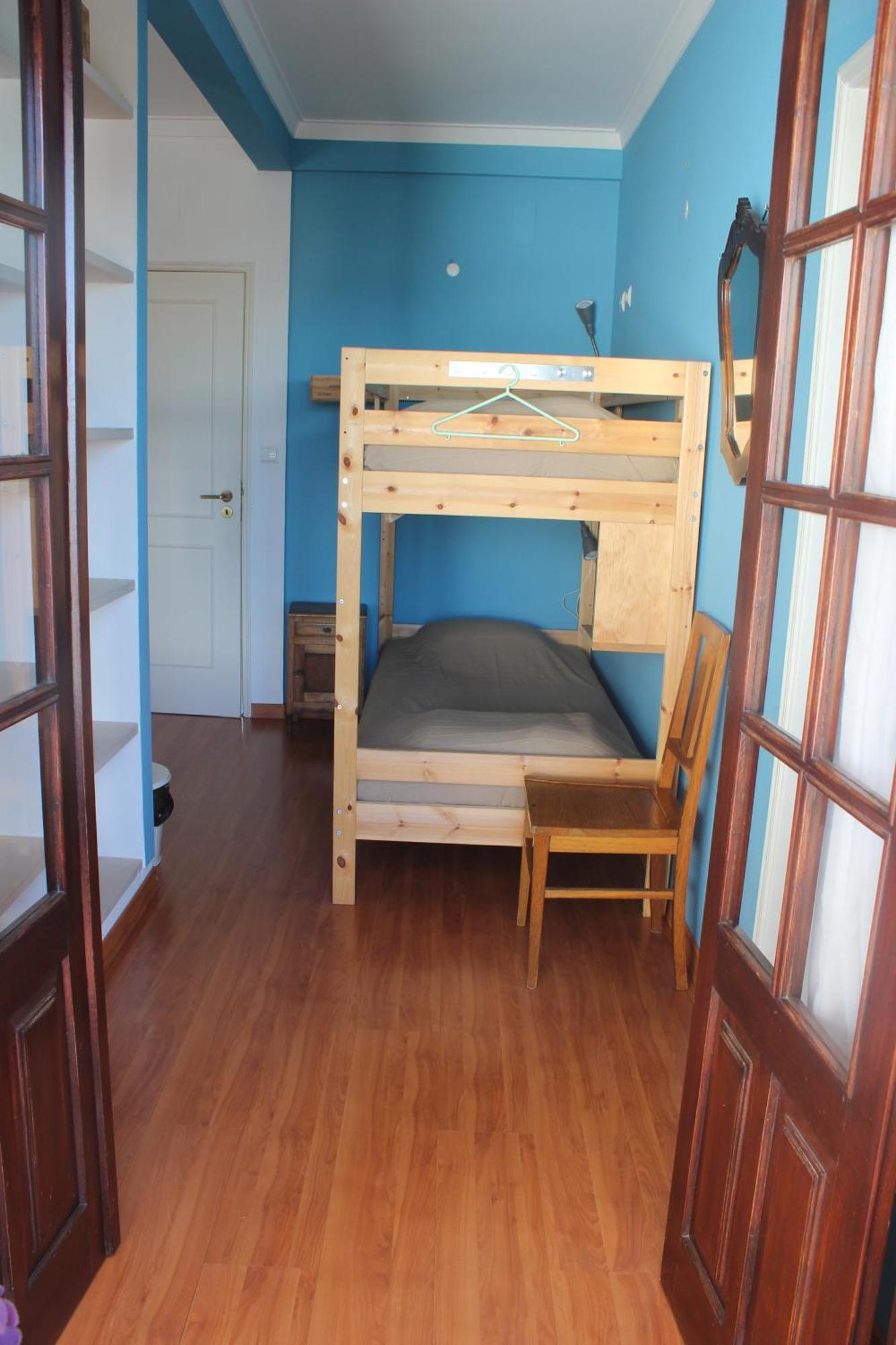 Ericeira Chill Hill Hostel & Private Rooms - Peach Garden חדר תמונה