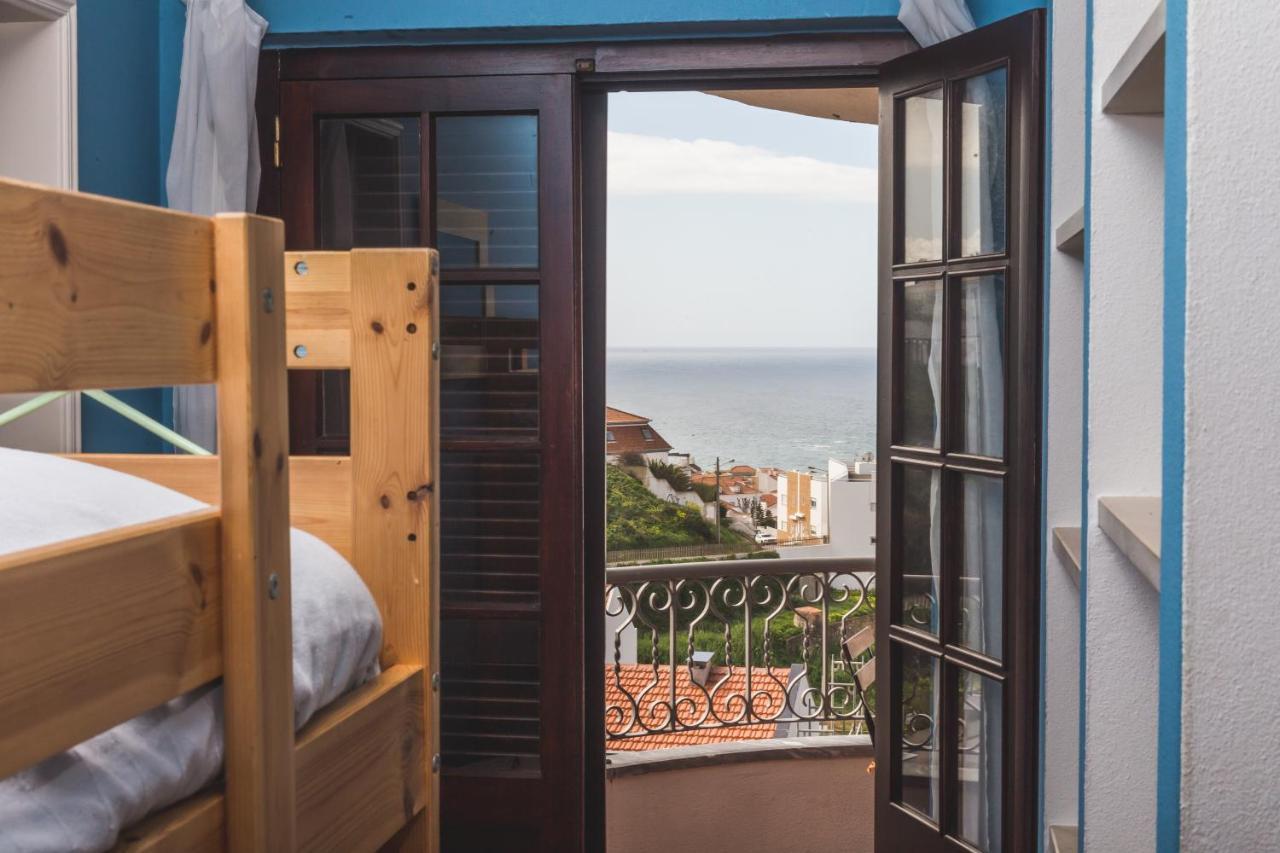 Ericeira Chill Hill Hostel & Private Rooms - Peach Garden מראה חיצוני תמונה