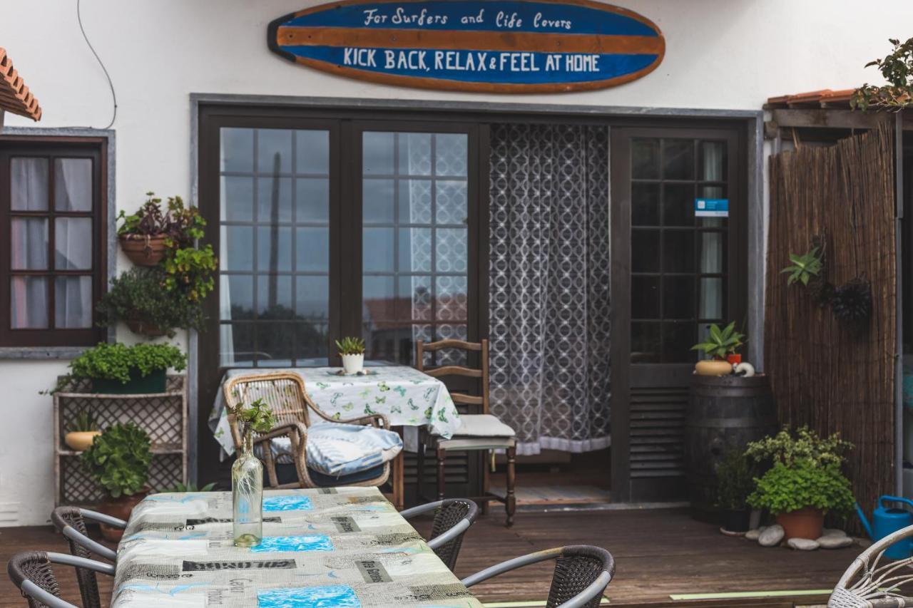 Ericeira Chill Hill Hostel & Private Rooms - Peach Garden מראה חיצוני תמונה