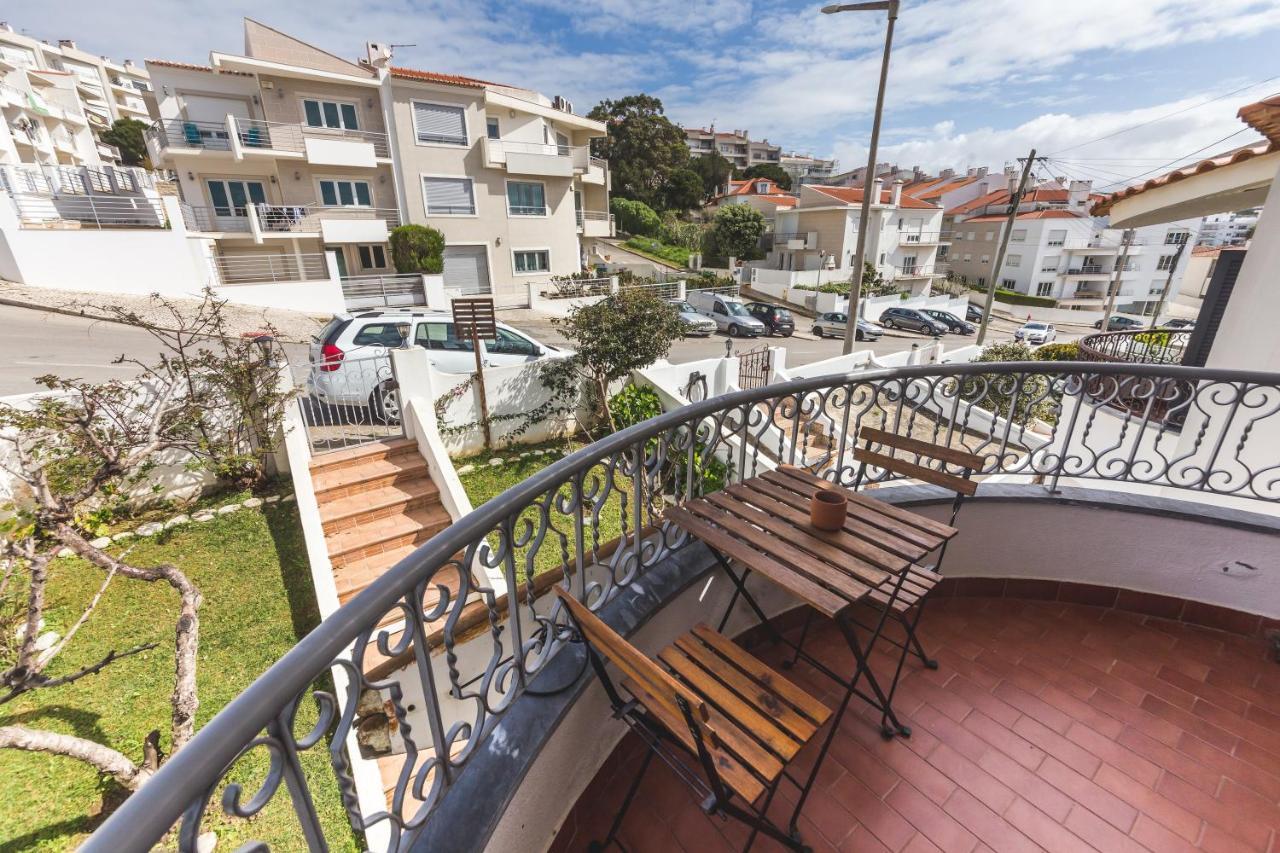 Ericeira Chill Hill Hostel & Private Rooms - Peach Garden מראה חיצוני תמונה