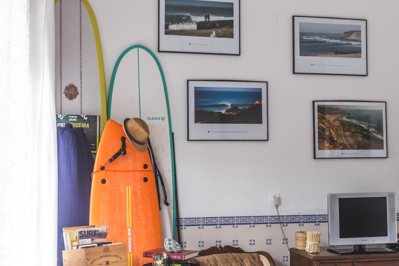 Ericeira Chill Hill Hostel & Private Rooms - Peach Garden מראה חיצוני תמונה